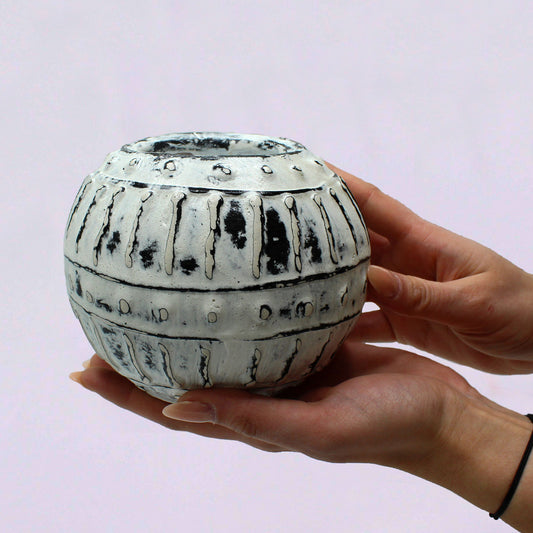 Lombok Greek Bubble Clay Pot Cream Vase